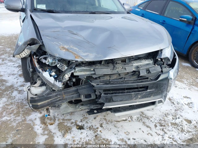 Mitsubishi Outlander Es 2020 JA4AZ2A36LZ614446 Image 6
