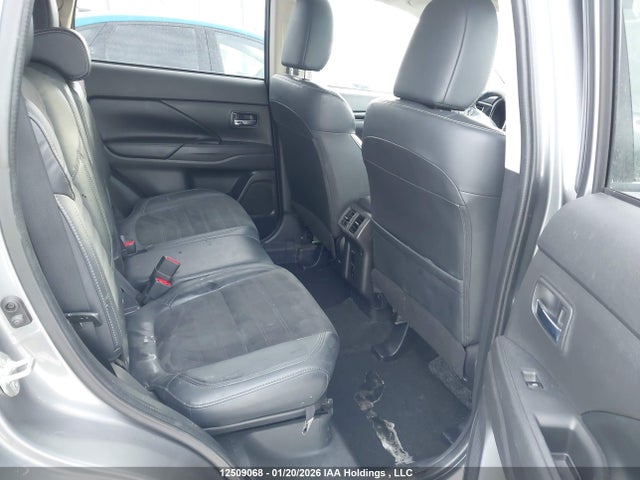 Mitsubishi Outlander Es 2020 JA4AZ2A36LZ614446 Image 8
