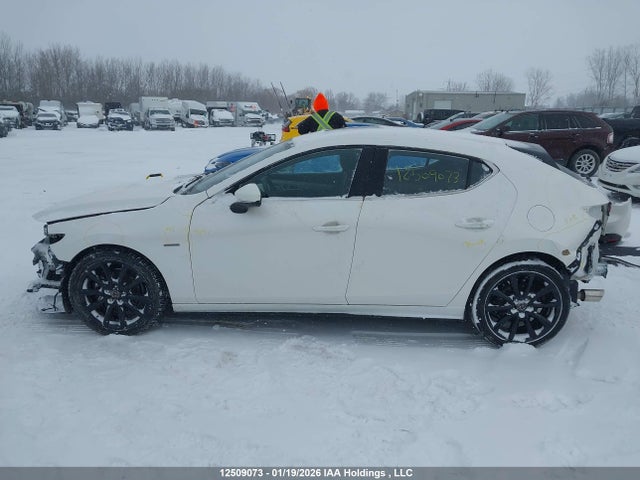 JM1BPBJYXM1309723 Mazda 3
