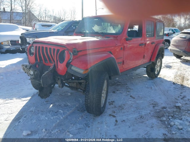 1C4HJXEG7JW101842 Jeep Wrangler Unlimited Sahara