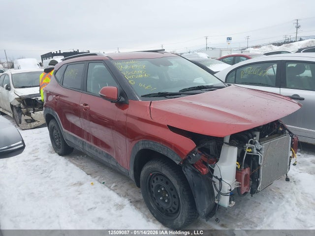 KNDEPCAA8R7502592 KIA Seltos Lx