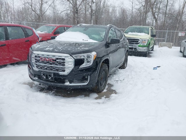3GKALXEV8NL249847 GMC Terrain Denali