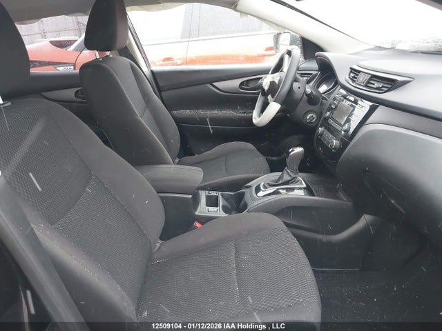 JN1BJ1CP3HW034028 Nissan Rogue Sport S/sv/sl