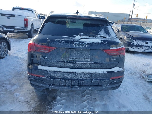 WA1FECF36M1024103 Audi Q3 45 Technik