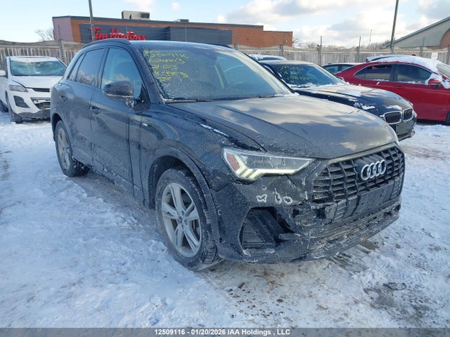 WA1FECF36M1024103 Audi Q3 45 Technik
