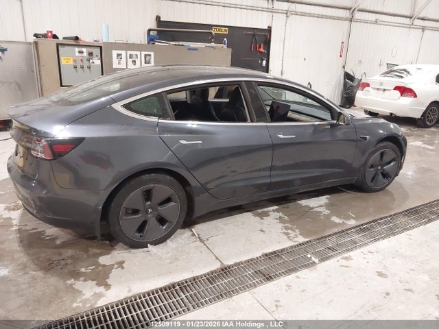 Tesla MODEL 3 2019 5YJ3E1EA0KF422683 Image 14