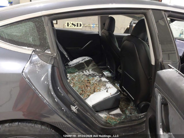 Tesla MODEL 3 2019 5YJ3E1EA0KF422683 Image 8