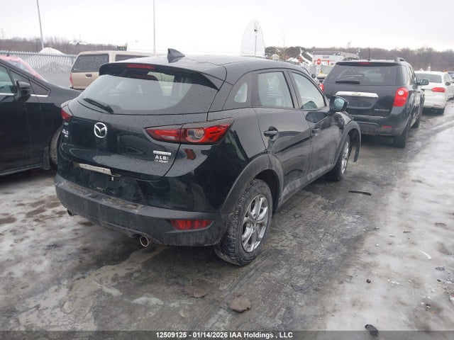 JM1DKFC75N1601882 Mazda Cx-3 Gs