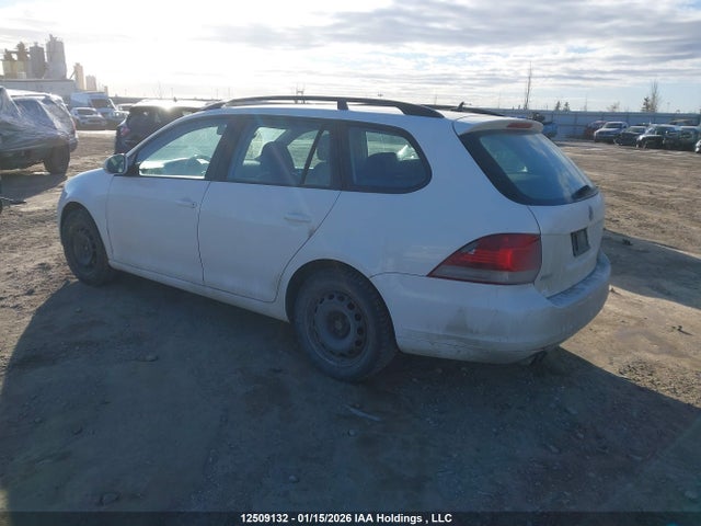12509132 :رقم المزاد ، 3VWPL7AJ7EM607021 vin ، 2014 Volkswagen Golf 2.0 Tdi Comfortline/2.0 Tdi Highline/2.0 Tdi Trendline/2.0 Tdi Wolfsburg Edition مزاد بيع