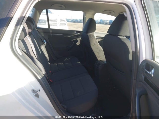 12509132 :رقم المزاد ، 3VWPL7AJ7EM607021 vin ، 2014 Volkswagen Golf 2.0 Tdi Comfortline/2.0 Tdi Highline/2.0 Tdi Trendline/2.0 Tdi Wolfsburg Edition مزاد بيع