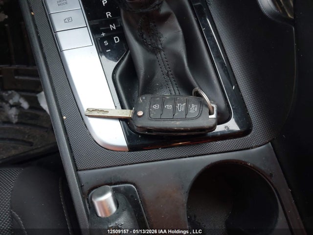 KMHLM4DGXRU792742 Hyundai Elantra Essential