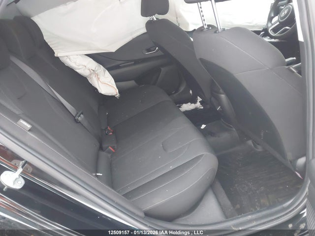 KMHLM4DGXRU792742 Hyundai Elantra Essential