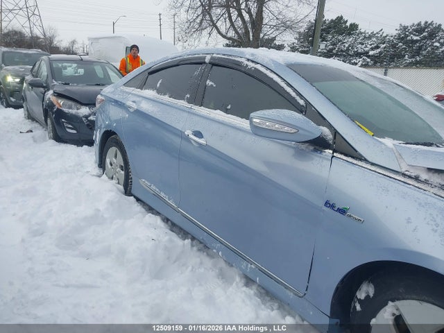 12509159 :رقم المزاد ، KMHEC4A40BA000398 vin ، 2011 Hyundai Sonata Hev مزاد بيع