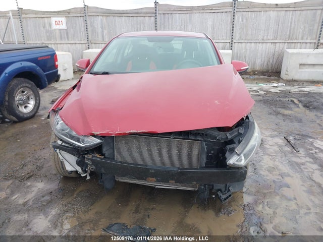 KMHD84LF9HU239998 Hyundai ELANTRA GL