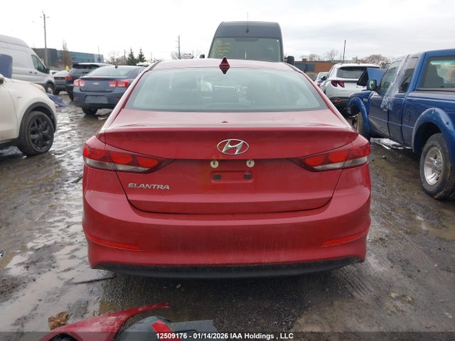 KMHD84LF9HU239998 Hyundai ELANTRA GL