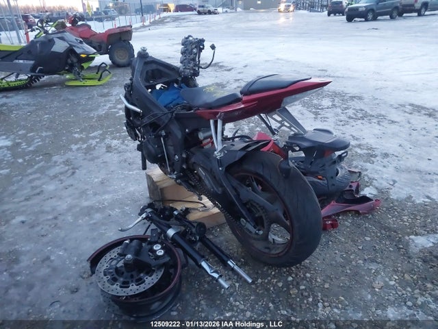 12509222 :رقم المزاد ، JYARJ16N5BA002056 vin ، 2011 Yamaha Yzfr6 مزاد بيع