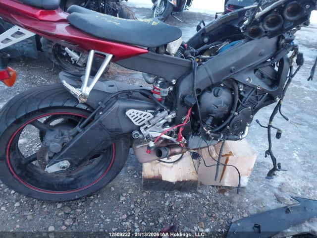 12509222 :رقم المزاد ، JYARJ16N5BA002056 vin ، 2011 Yamaha Yzfr6 مزاد بيع