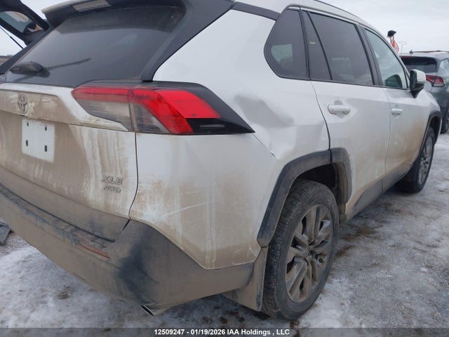 2T3R1RFV8SW517881 Toyota Rav4 Xle/xle Premium