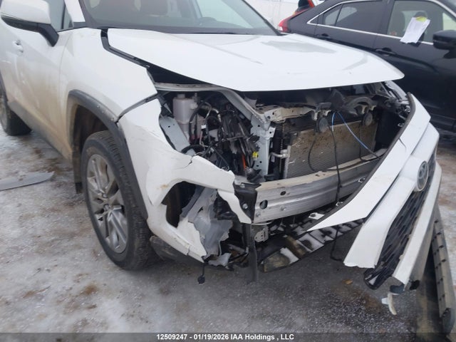 2T3R1RFV8SW517881 Toyota Rav4 Xle/xle Premium