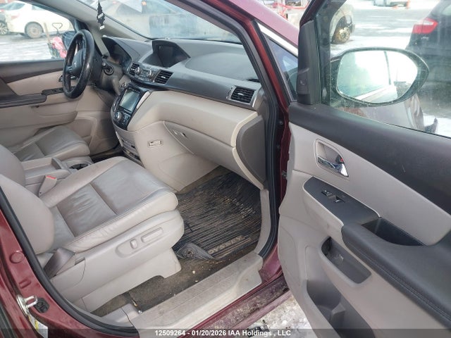 12509264 :رقم المزاد ، 5FNRL5H97GB512610 vin ، 2016 Honda Odyssey Touring مزاد بيع