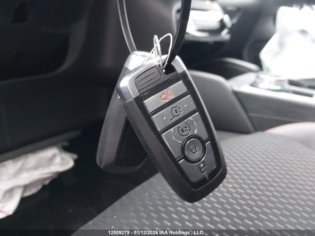1FMCU9MZXSUA74595 Ford Escape St Line