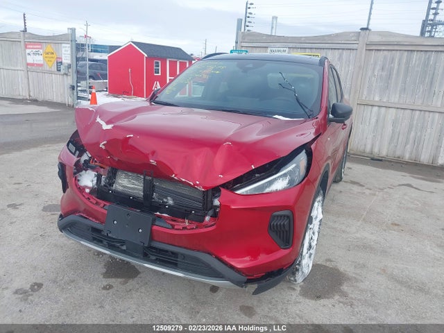 1FMCU9MZXSUA74595 Ford Escape St Line