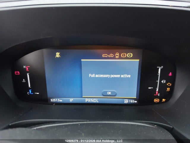 1FMCU9MZXSUA74595 Ford Escape St Line
