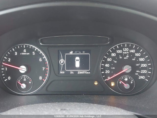 5XYPGDA32JG352891 KIA Sorento Lx/l