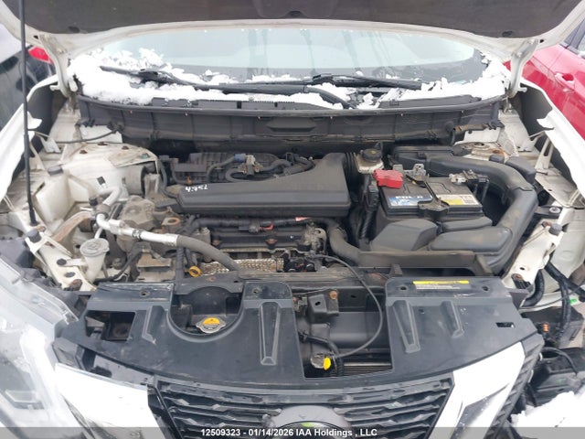 5N1AT2MV8JC833098 Nissan Rogue