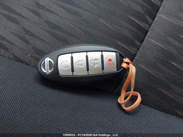 5N1AT2MV8JC833098 Nissan Rogue