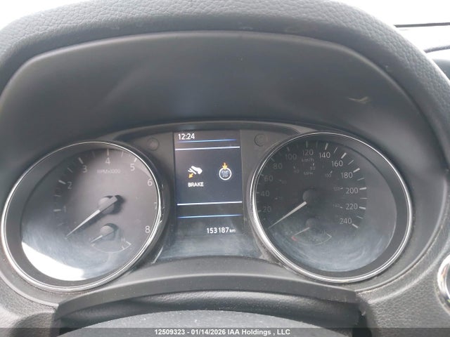 5N1AT2MV8JC833098 Nissan Rogue