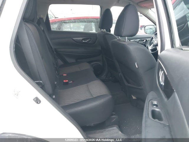 5N1AT2MV8JC833098 Nissan Rogue
