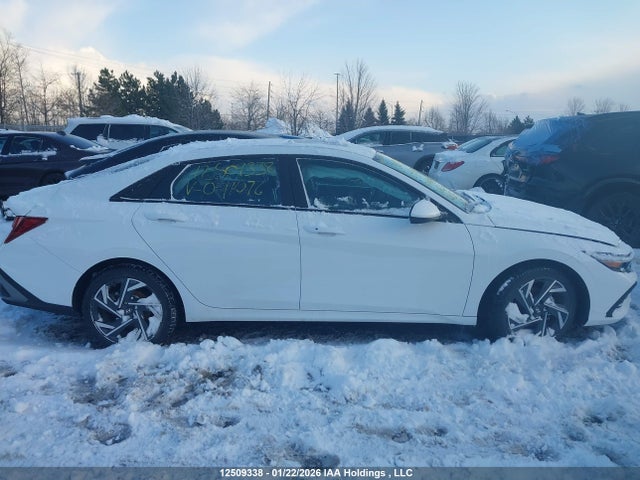 KMHLM4DG6SU041076 Hyundai Elantra