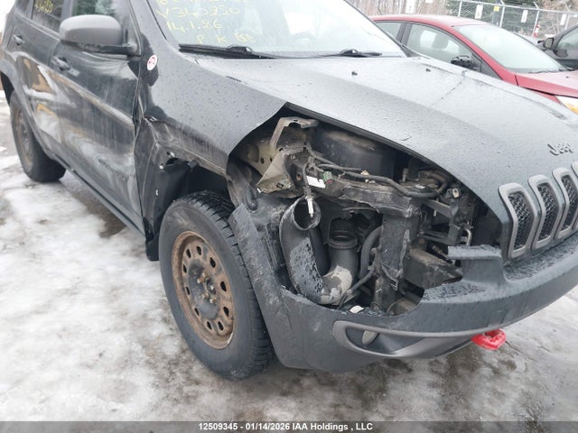 1C4PJMBS1GW340220 Jeep Cherokee Trailhawk