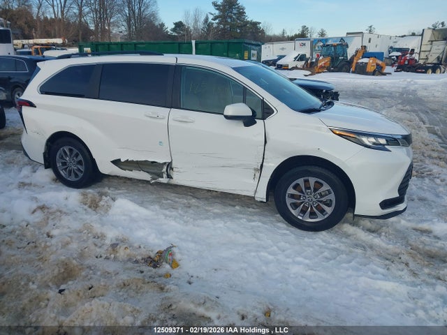 5TDGRKEC3NS109494 Toyota Sienna Le/xle/xse/limited/platinum