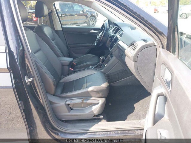 3VV2B7AX8JM036915 Volkswagen Tiguan Se/sel