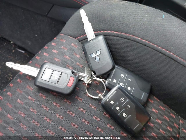 JA4AH3AU7JZ603034 Mitsubishi Rvr Es/se