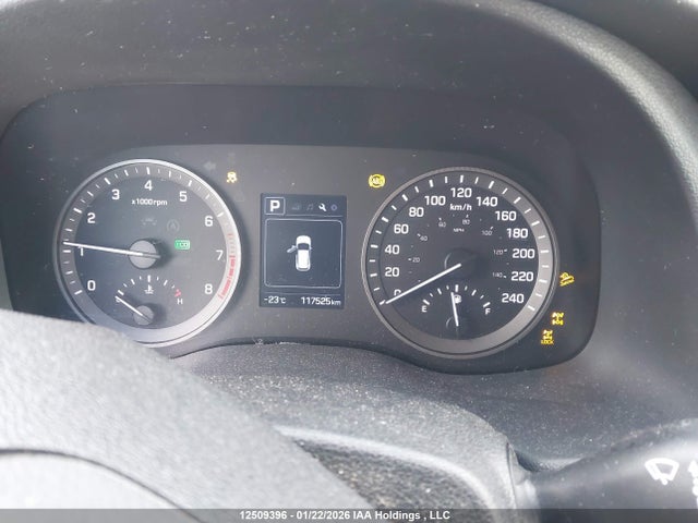 KM8J2CA43HU558216 Hyundai Tucson