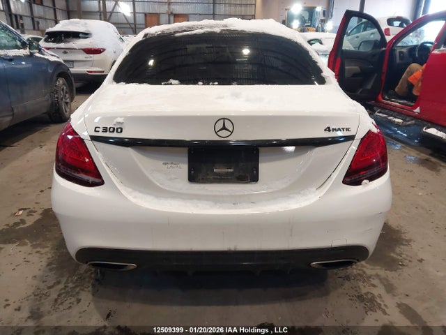 55SWF8EB5KU289185 Mercedes-Benz C 300 4matic