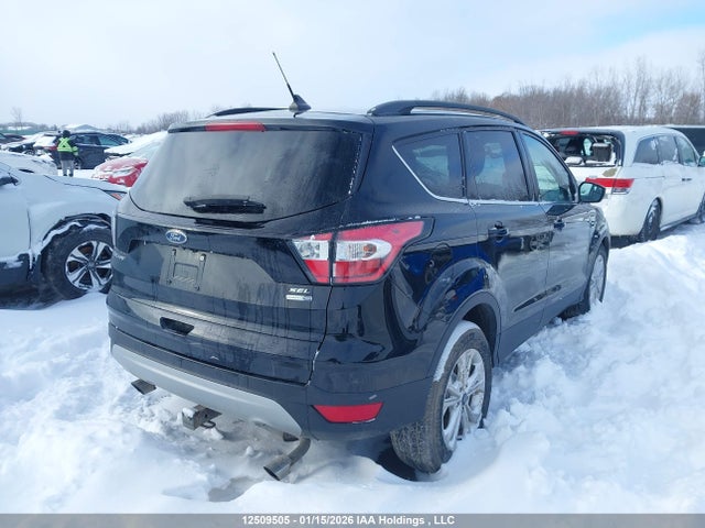 1FMCU9HD1JUC83382 Ford ESCAPE SEL