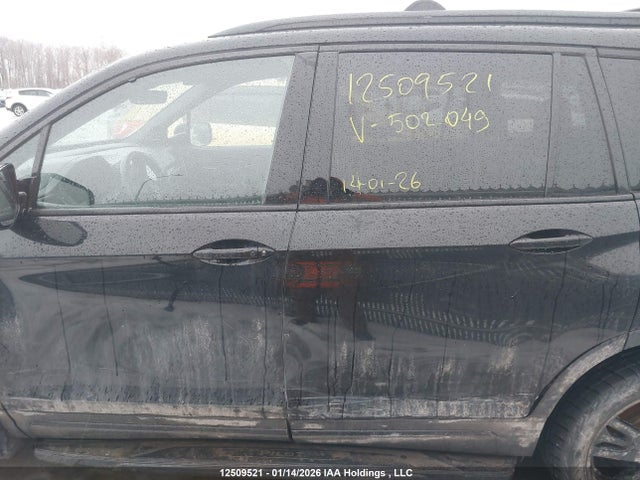 5FNYF6H05NB502049 Honda Pilot Black Edition