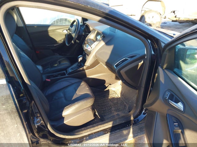Продажа на аукционе авто 2016 Ford Focus Titanium, vin: 1FADP3J24GL286724, номер лота: 12509542