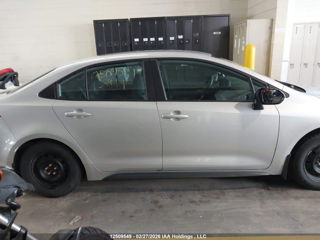 12509549 :رقم المزاد ، 5YFB4MBE4NP100449 vin ، 2022 Toyota Corolla Se مزاد بيع