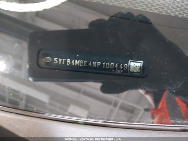 12509549 :رقم المزاد ، 5YFB4MBE4NP100449 vin ، 2022 Toyota Corolla Se مزاد بيع