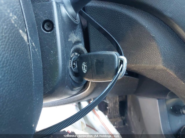 5NMZUDLB5HH044765 Hyundai Santa Fe Sport 2.4 Se