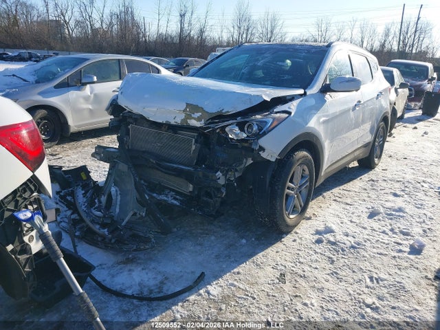 5NMZUDLB5HH044765 Hyundai Santa Fe Sport 2.4 Se