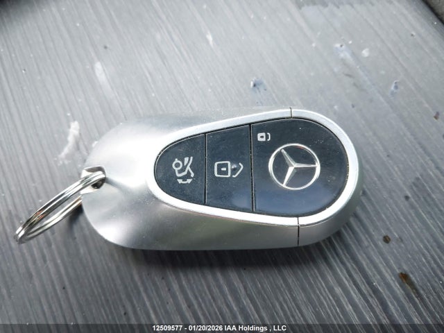 12509577 :رقم المزاد ، W1KCG4EB1NA011929 vin ، 2022 Mercedes-benz Eqs مزاد بيع