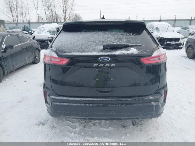 2FMPK4J9XRBA21815 Ford Edge