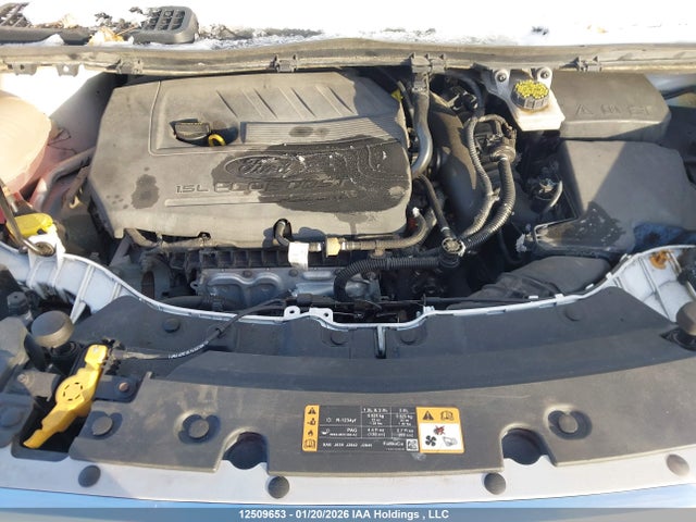 1FMCU9GD1JUC65370 Ford ESCAPE SE