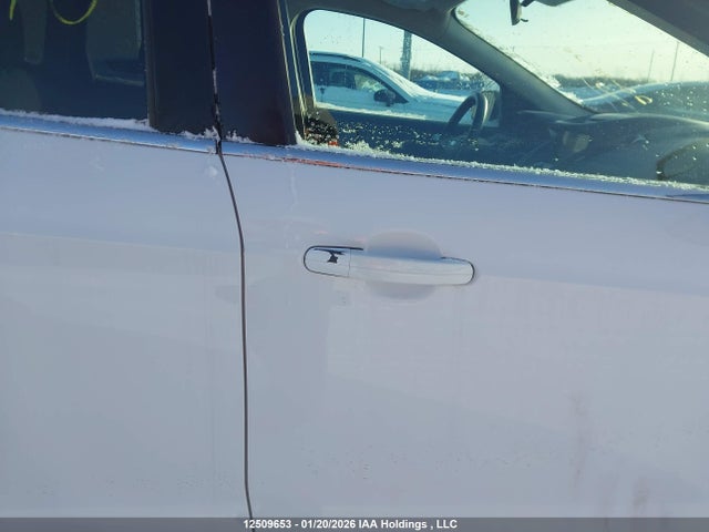 1FMCU9GD1JUC65370 Ford ESCAPE SE